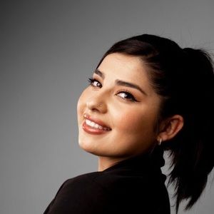 Meet your Posher, Carla